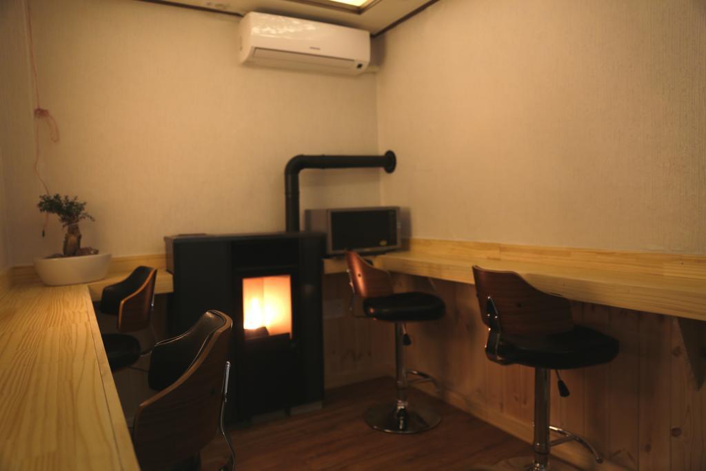 Kingkong Hotel Myeongdong Séoul Extérieur photo